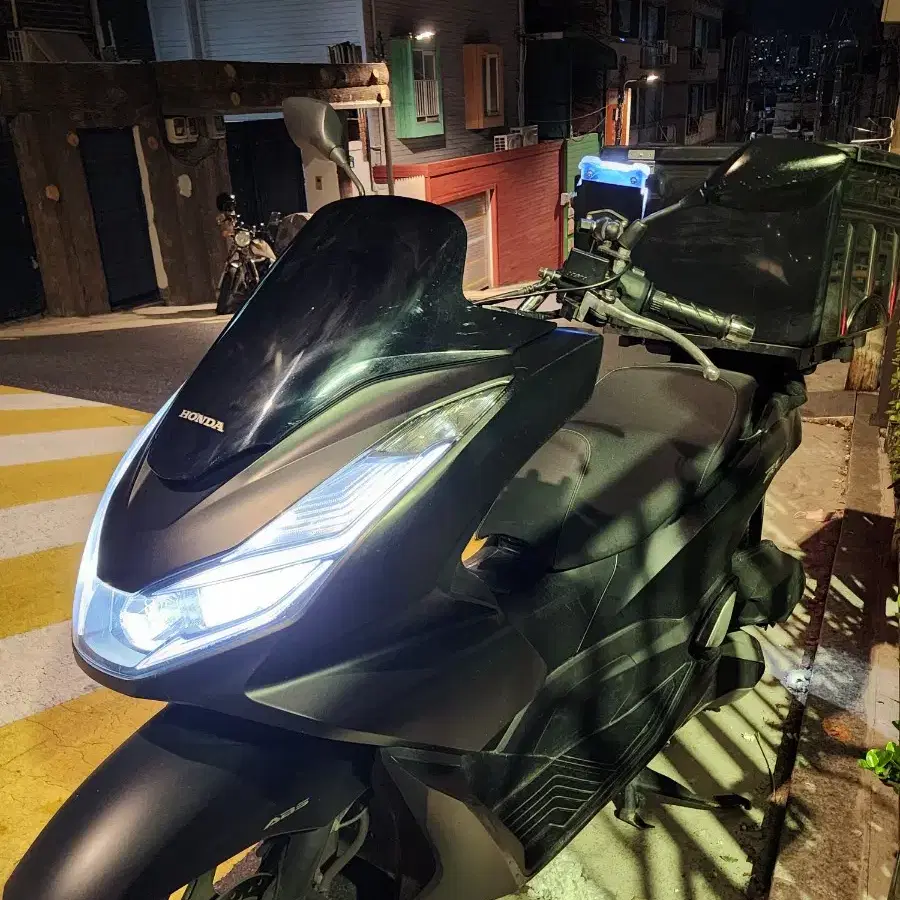 pcx125 23년식ABS 2만KM(Nmax125.Xmax.포르자300)