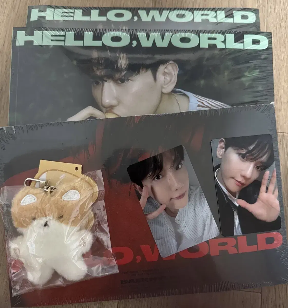 Baekhyun Hello World sealed Album,Musicart photocard teolaegi Keyring