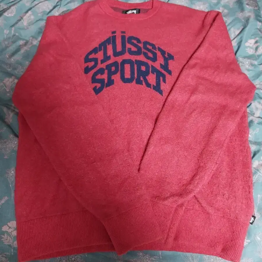 [L] STUSSY 스투시 스포츠 스웨터 레드