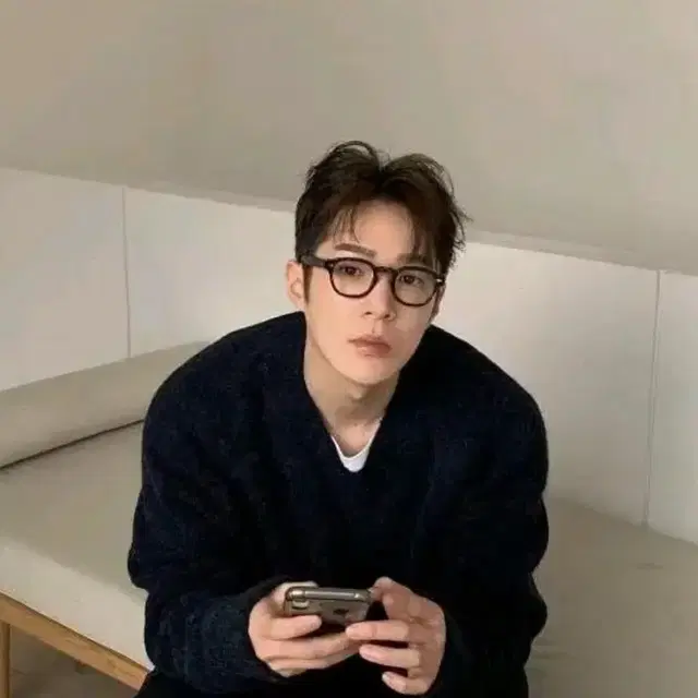 김현우 mnm 니트 (현재품절)