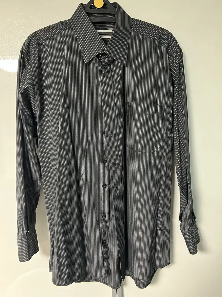 Balenciaga shirt size 100