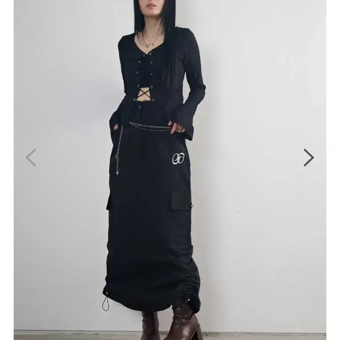 애즈온 bow cargo skirt