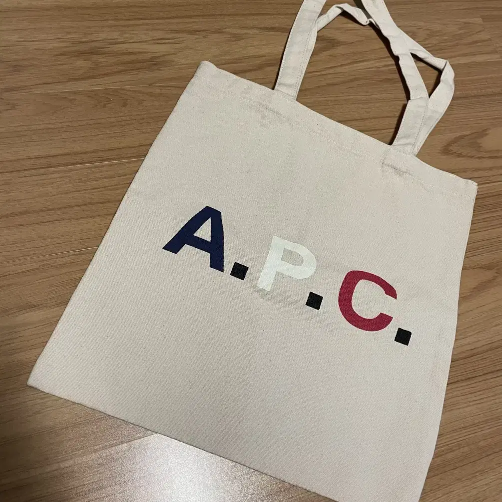 apc 아페세 에코백