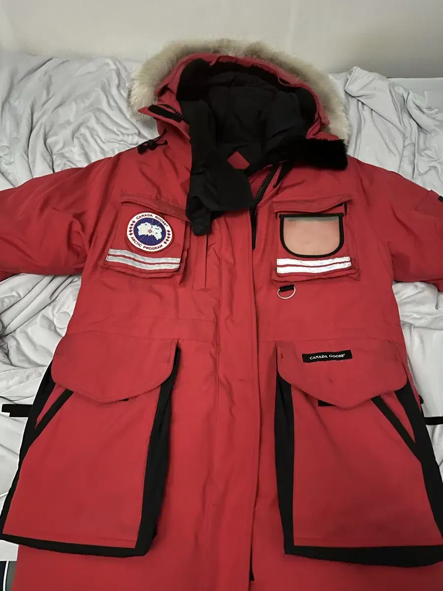 Canada Goose Snow Mantra Men's Size MDeep.