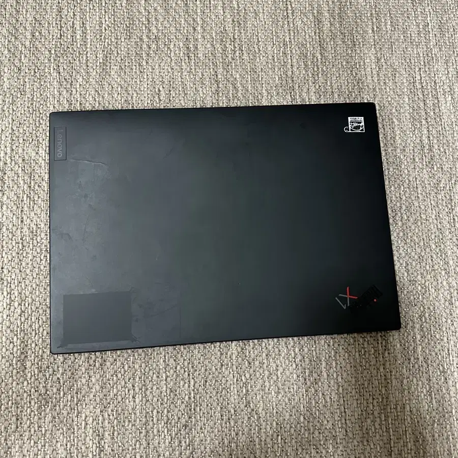 Lenovo Thinkpad X1 Carbon Gen9