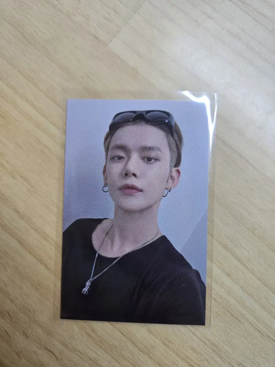 Tomorrow x together yeonjun gum broadcast photocard wts