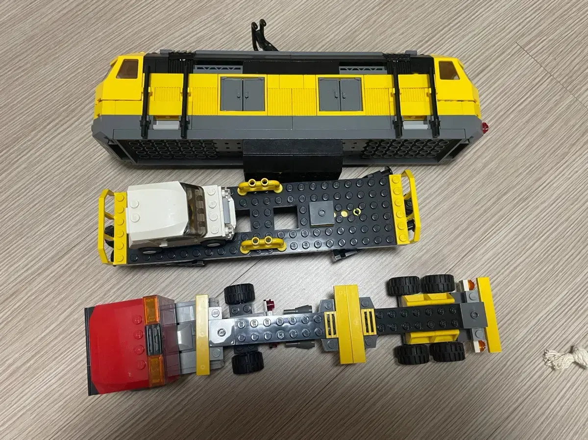 LEGO 7939 Train Bulk Crew