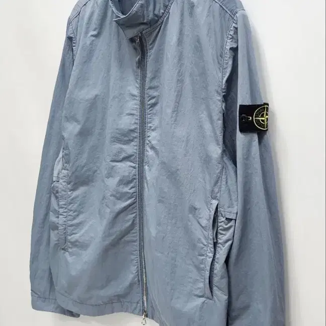 STONE ISLAND 스톤아일랜드 와펜 나일론 바타비아 / 남 M