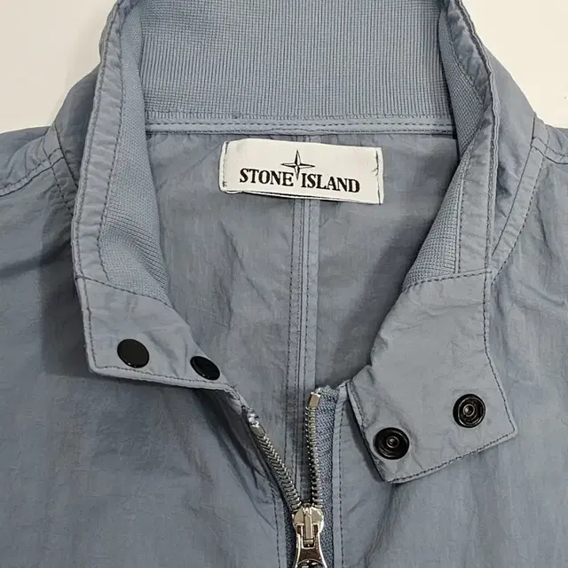 STONE ISLAND 스톤아일랜드 와펜 나일론 바타비아 / 남 M