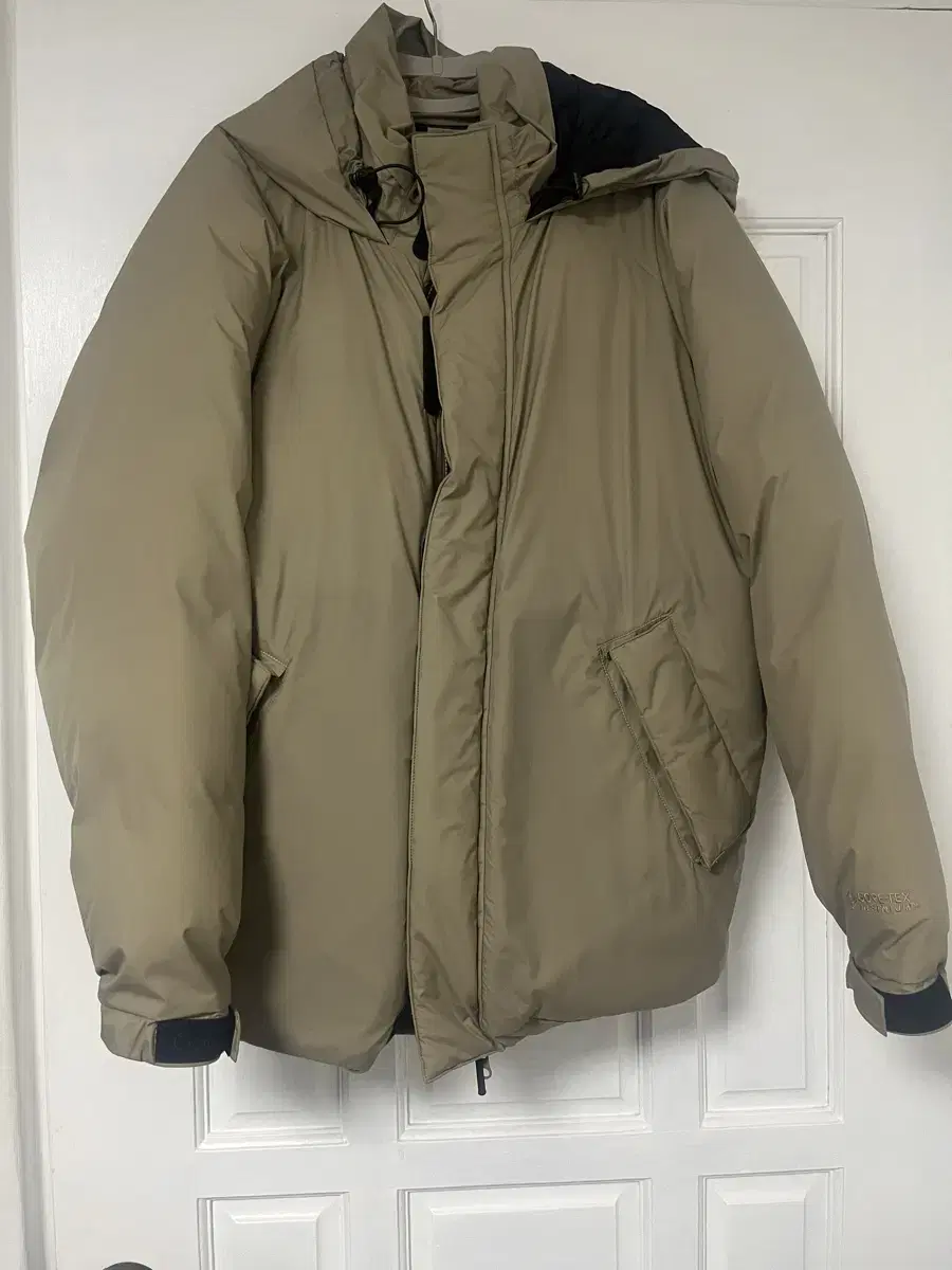 This Price Until Tomorrow Captain Sunshine x Goldwyn Gore-Tex Down Parka