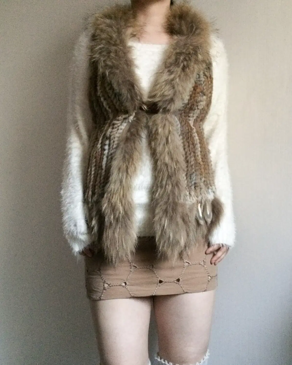 Grunge mood fur mixed vest