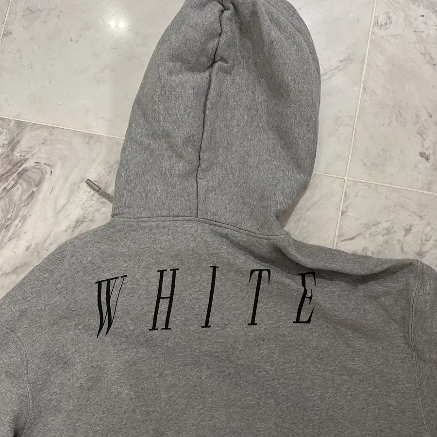 오프화이트 네브레스카 후디 off white 버질 아블로