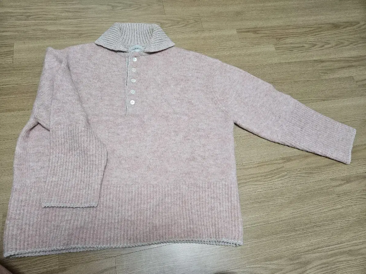 Umamung Pullover Knit