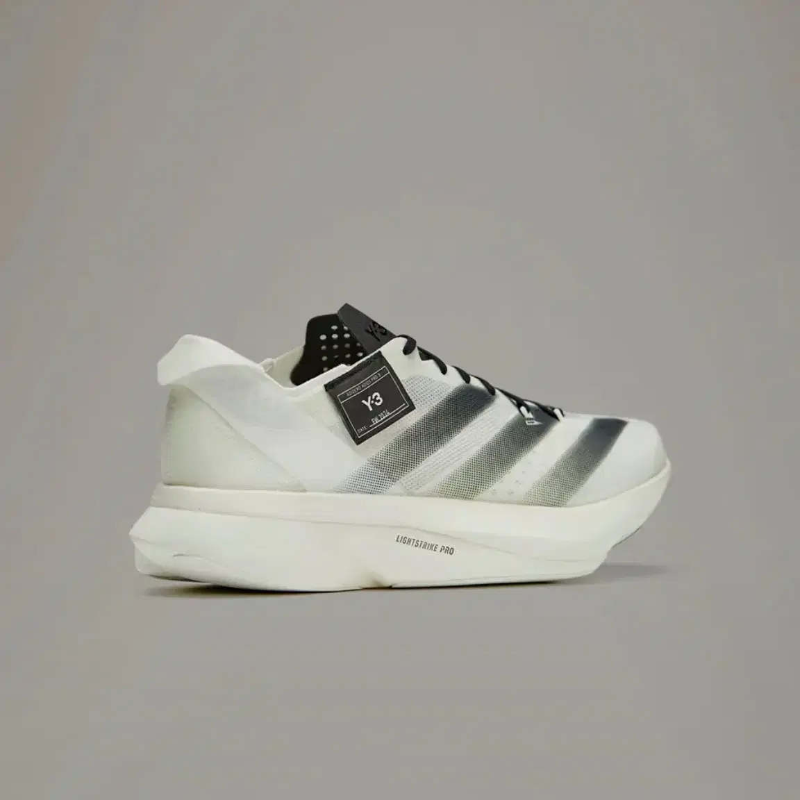 Y-3 아디오스 프로 3.0 - 화이트:블랙 / IH0866 260