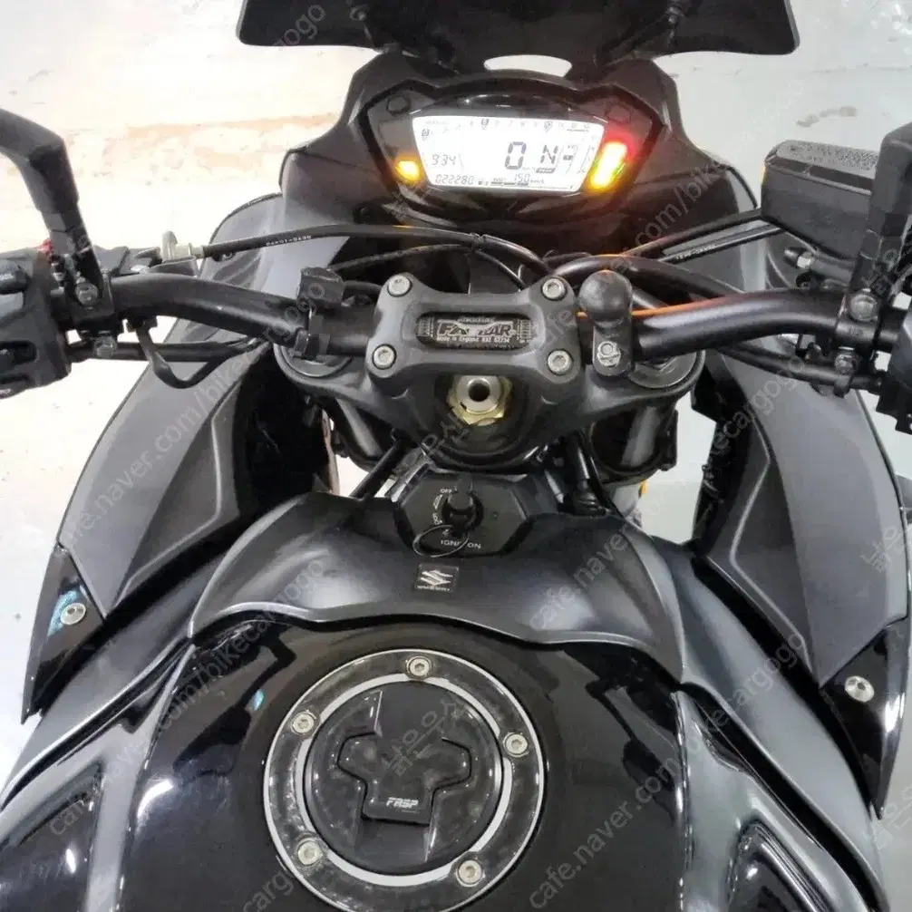 스즈키 Gsx S1000f 20년식  3무 노산사고 노슬립 노꿍 팝니다