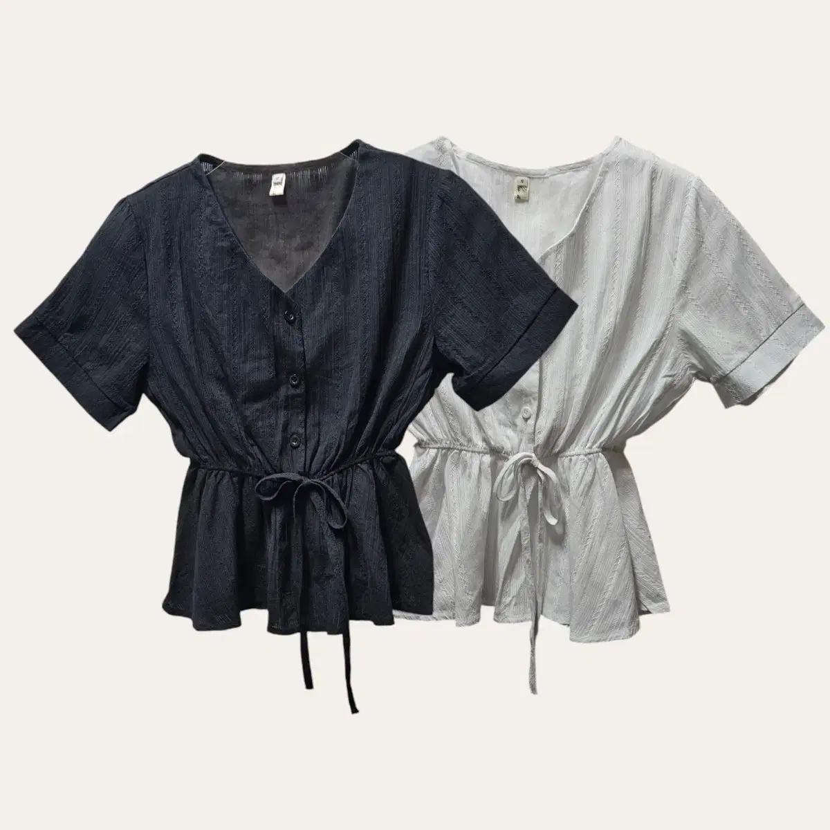 [NEW] V-neck short sleeve blouse (black.white)