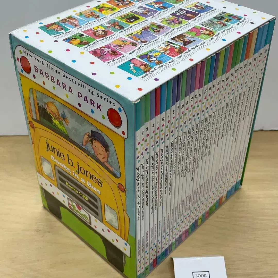 Junie B. Jones Books in a Bus 28 Box /최상