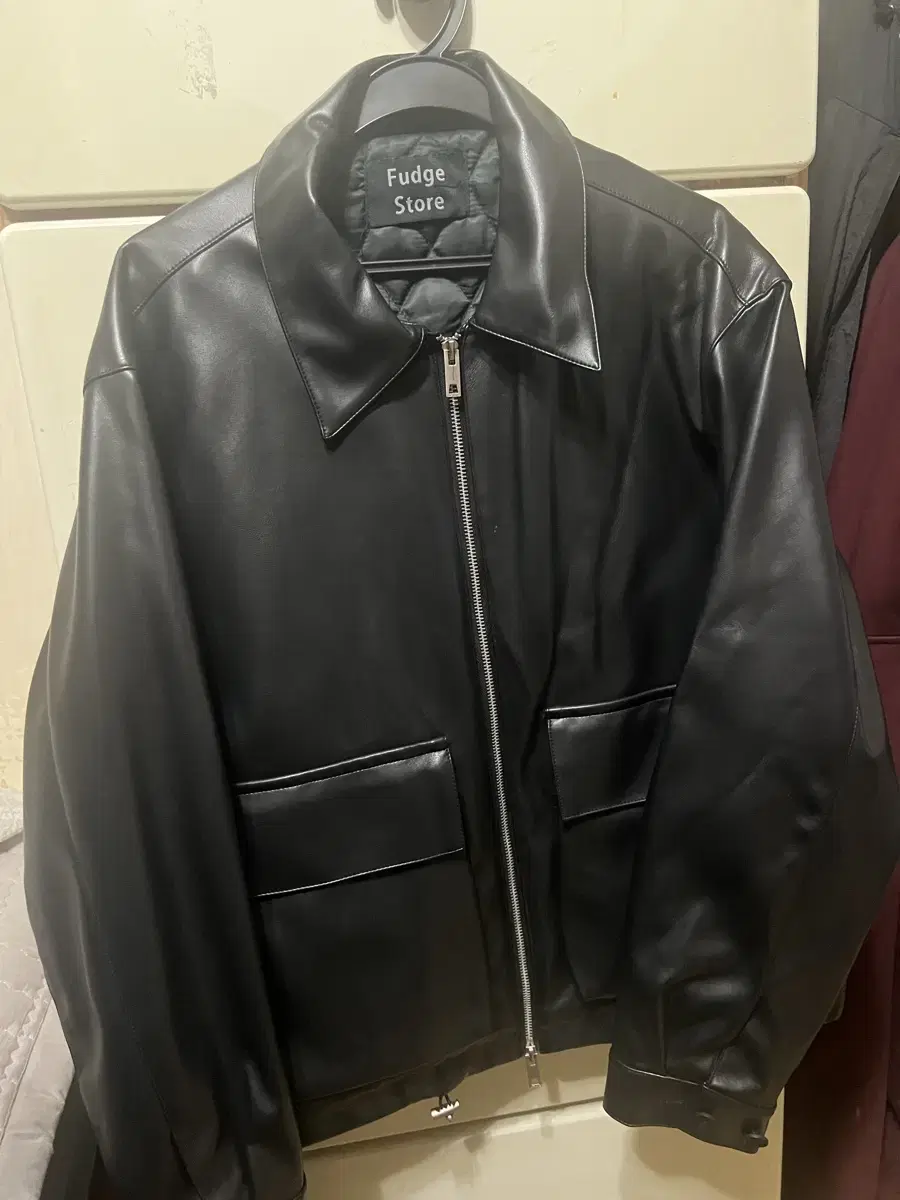 [L] Rafferty Store Leather Jacket