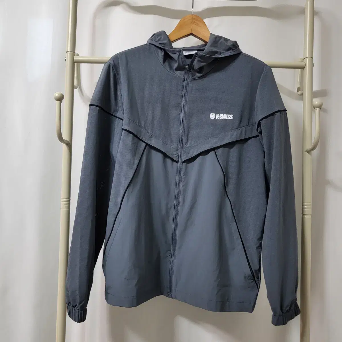 C564 [95] Caseweiss Functional Hood Zip Up