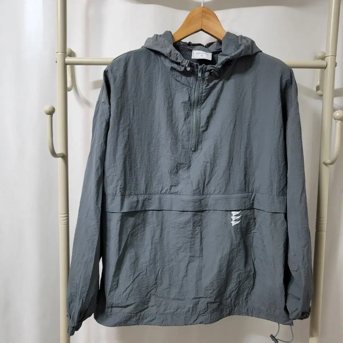 C566 [M] Urban Type Windbreaker Anorak