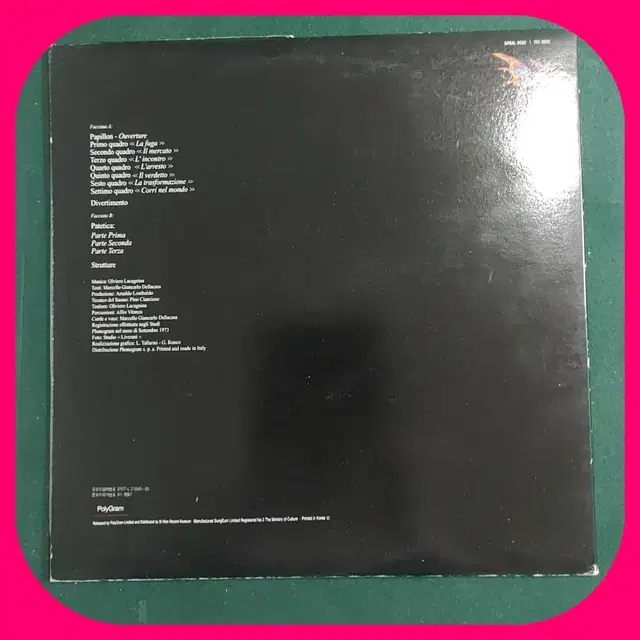 U2 BATTLE AND HUM  LP M/M