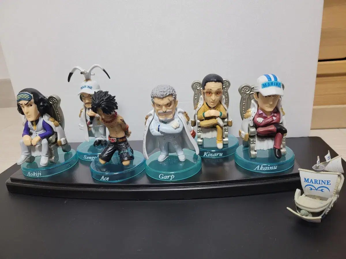 6 ONEPIECE Summit Battle Figures (VANDAI)