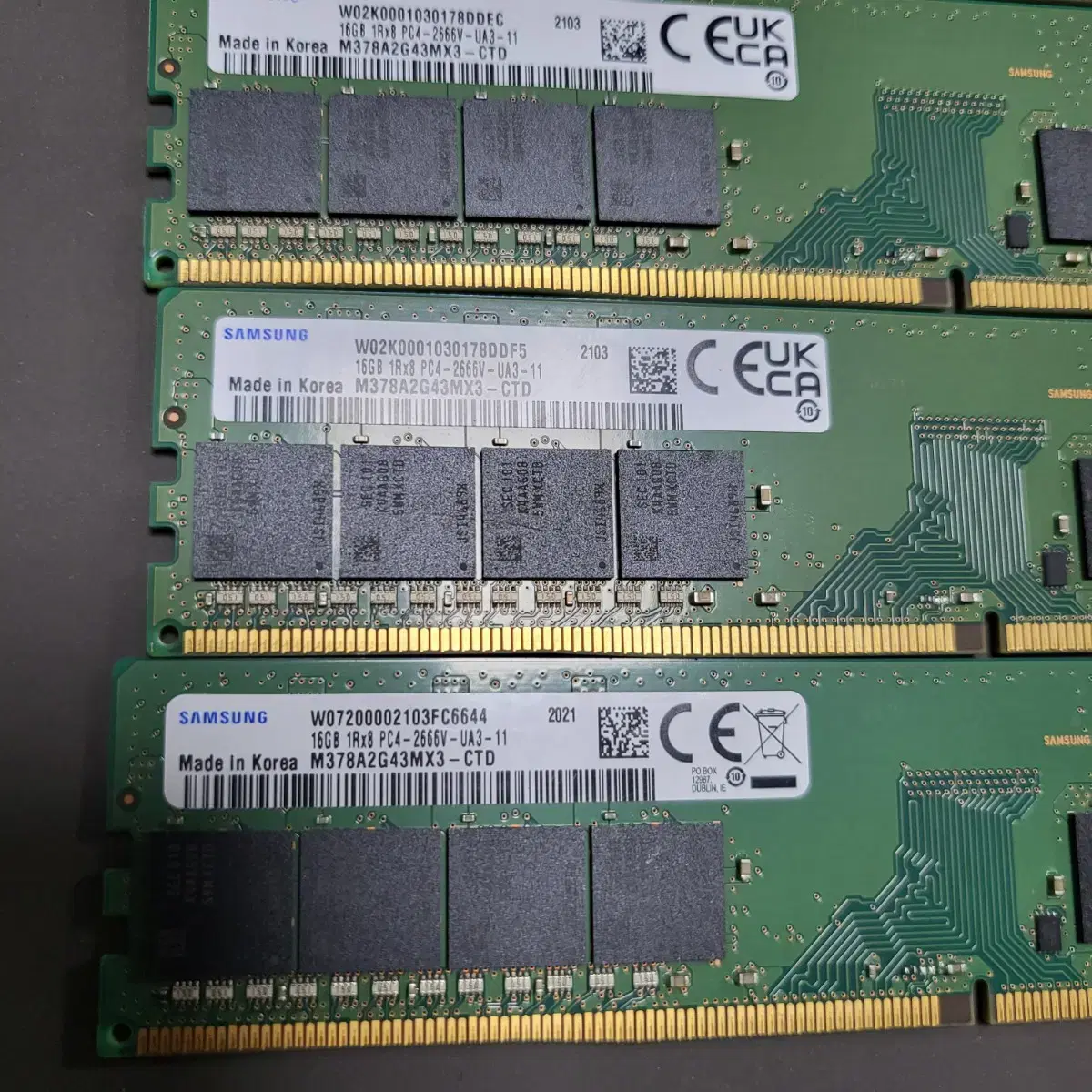 데스크탑 메모리 DDR4 16G 2666V