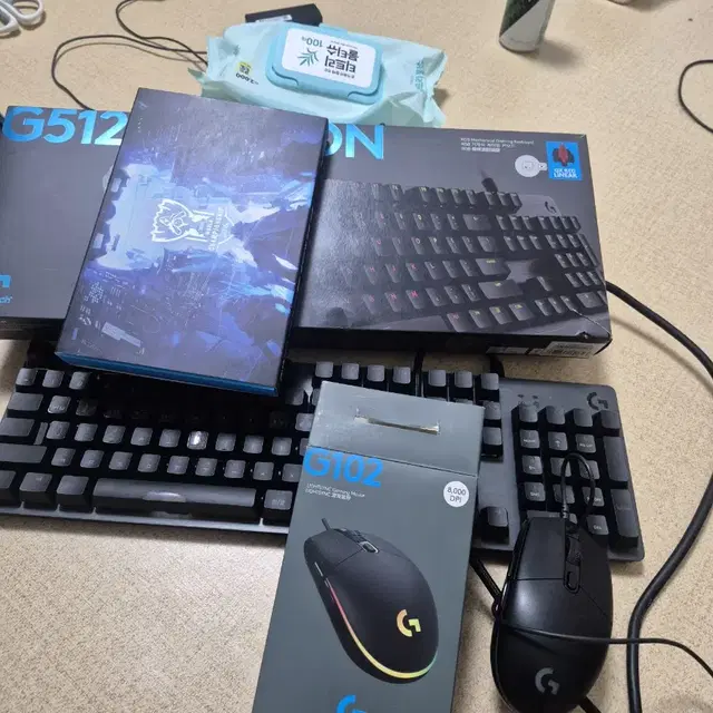 로지텍 g512 + 키캡 한정판