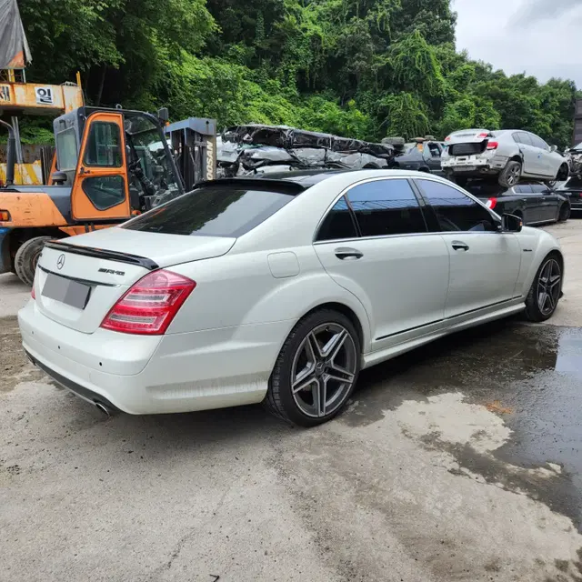 벤츠 S500 w221 가솔린 191511 2008년 분해 판매합니다