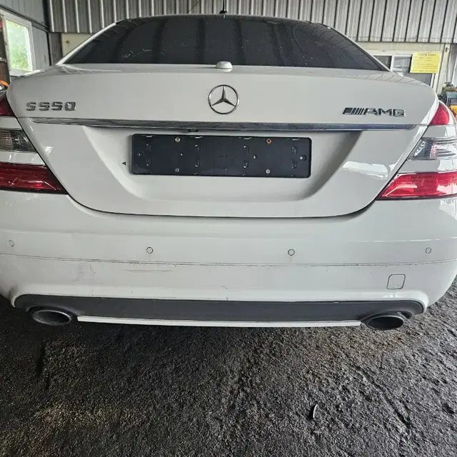 벤츠s550  w221  차량 부품 판매합니다