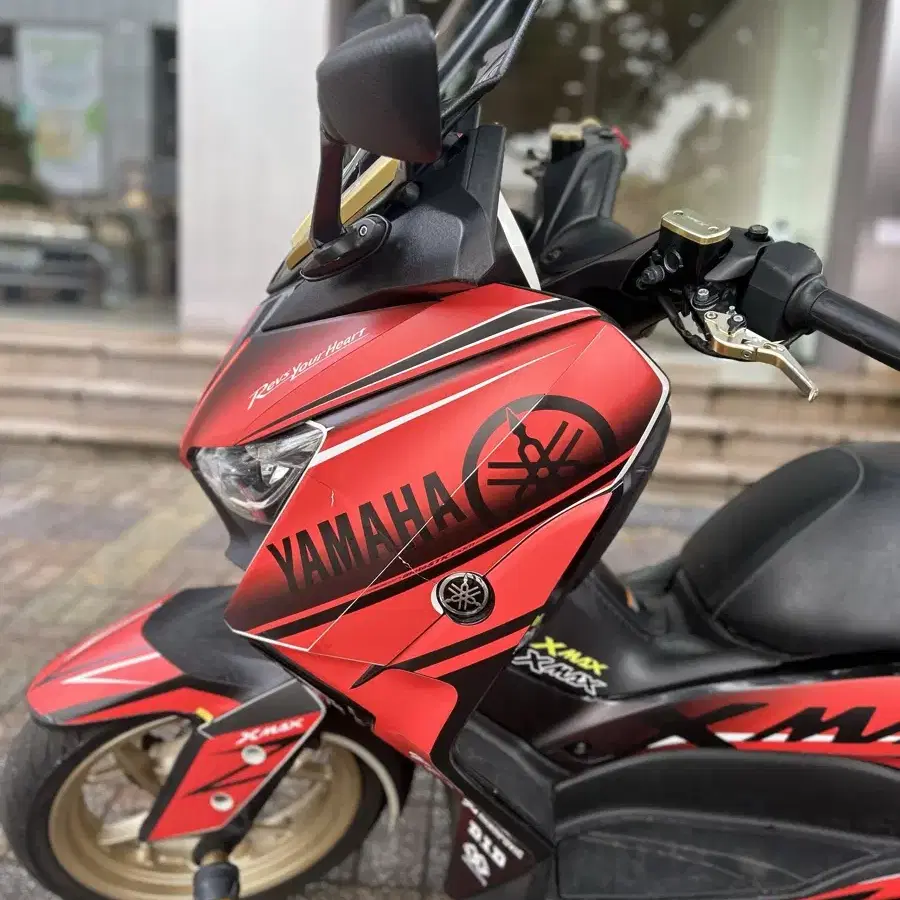 부산 야마하 xmax 300cc 레드데칼 브이엘이디