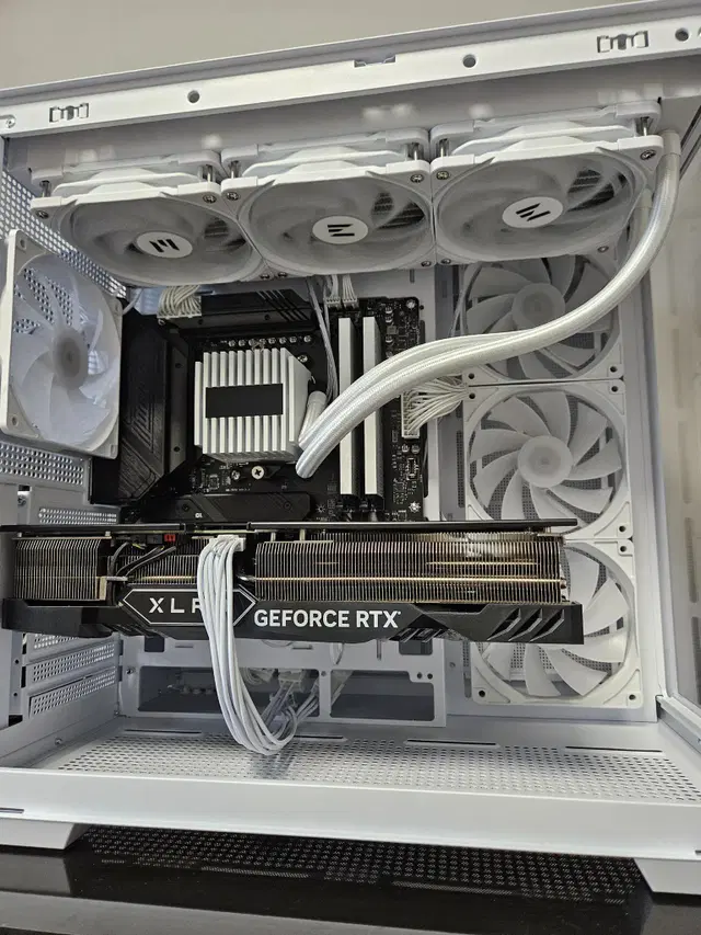 7800x3d, rtx4070ti 초고사양 본체