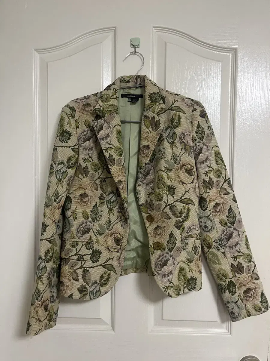 Zara Basic Floral Vintage Jacket European Floral