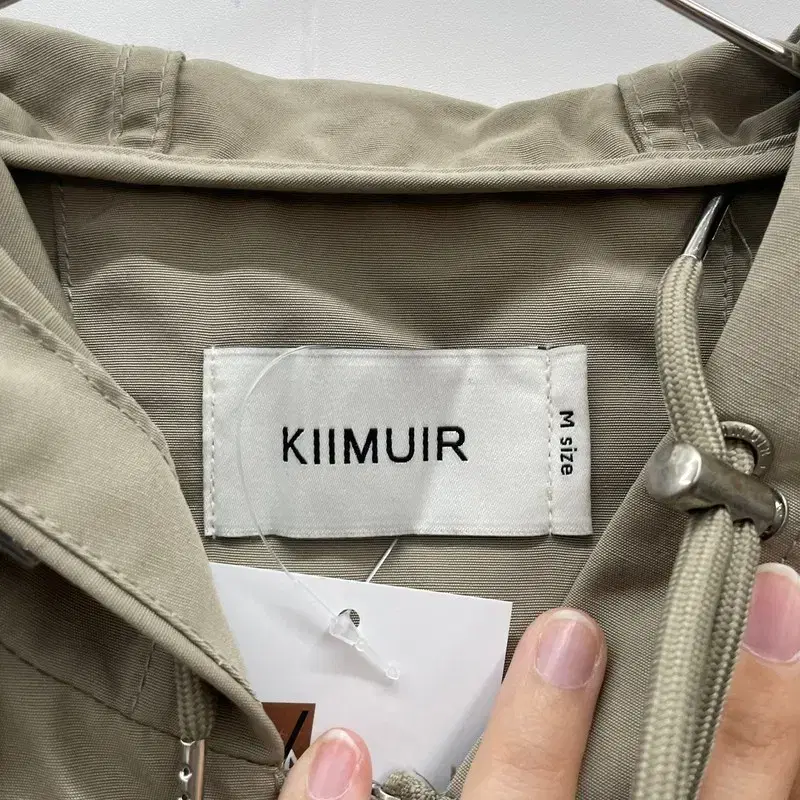 미디움 KIIMUIR 키뮤어 포켓 오버핏 가을 바람막이 자켓