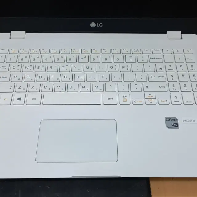 lg 울트라북 15u590-kp7vl 팝니다.