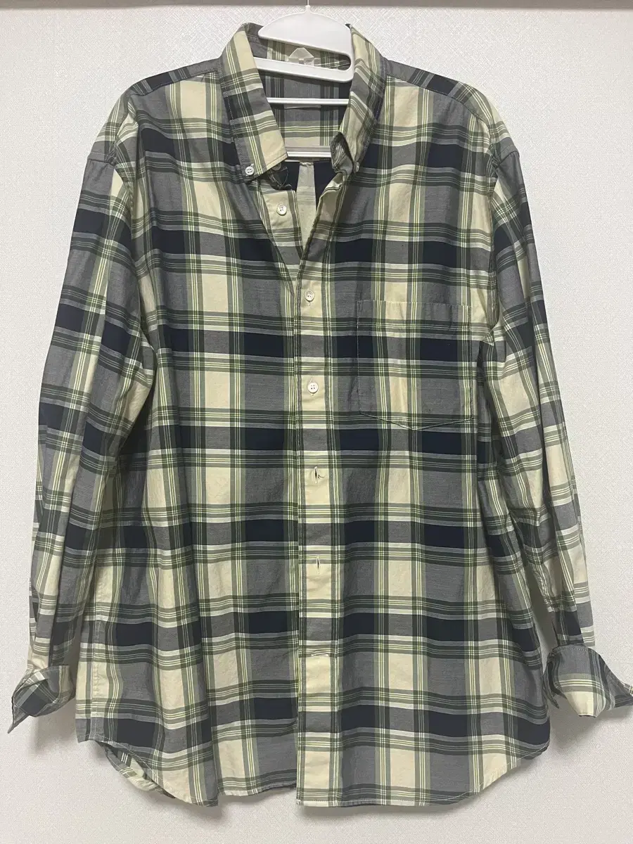 Arket Relaxed Fit Check Shirt (size 50)