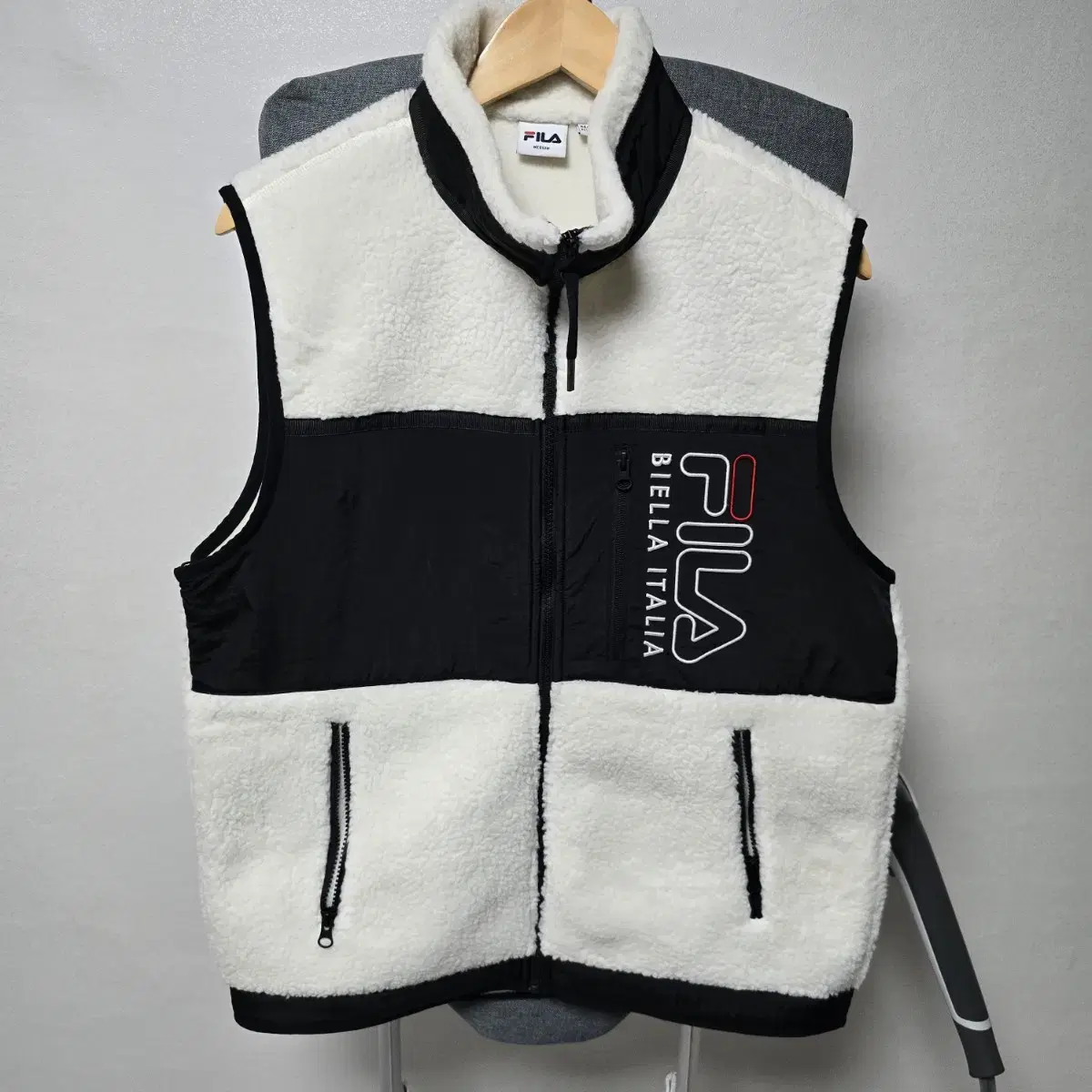 FILA 휠라 후리스 조끼 M