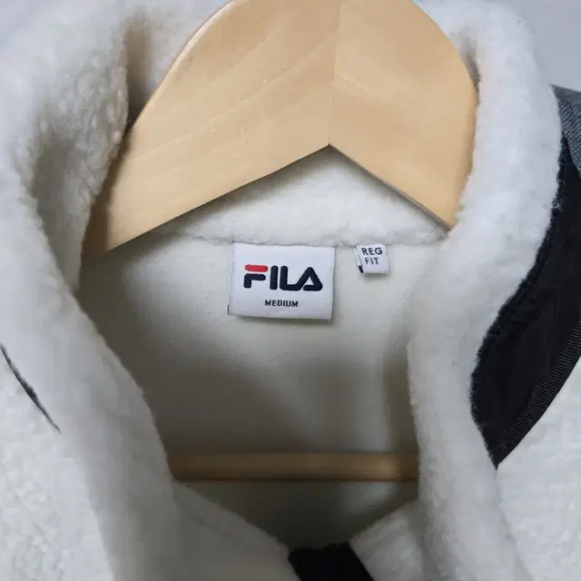 FILA 휠라 후리스 조끼 M