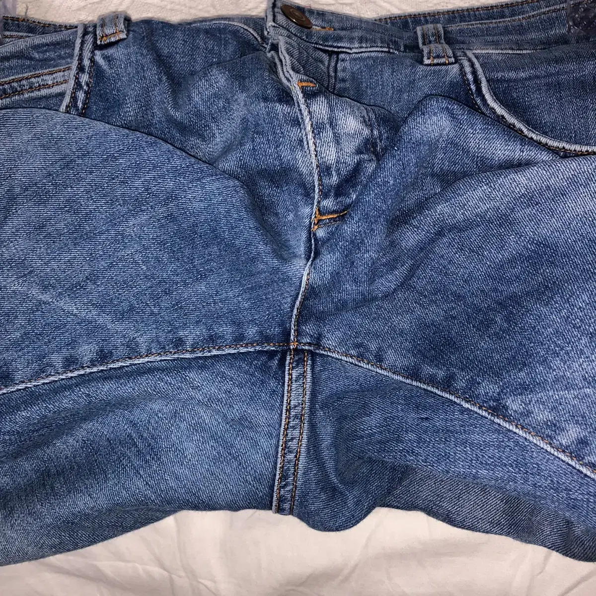 Calvin Klein Jeans 레귤러핏 데님 팬츠 (W34)