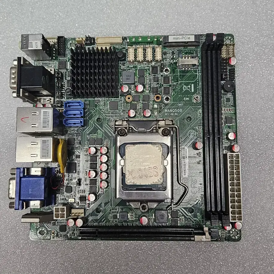 CPU i5-7500 +FOXCONN 미니 메인보드 입니다