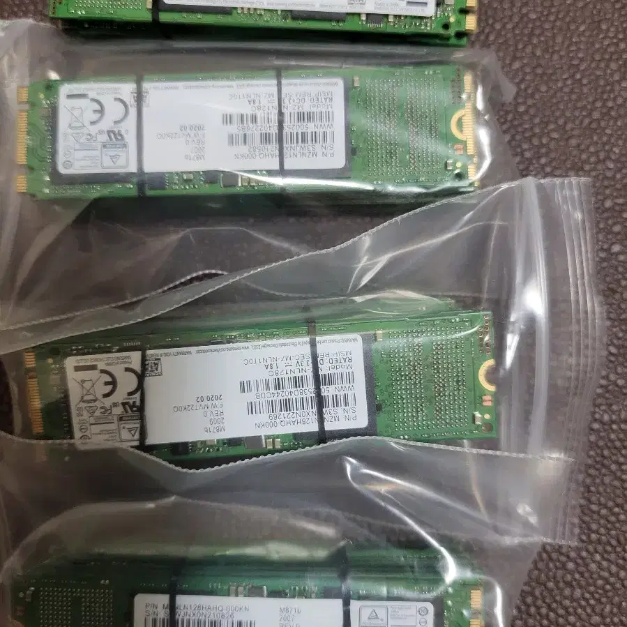 컴퓨터 저장장치 삼성 m.2 ssd 128gb