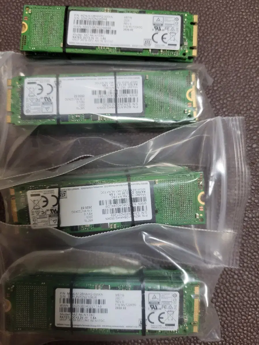 컴퓨터 저장장치 삼성 m.2 ssd 128gb