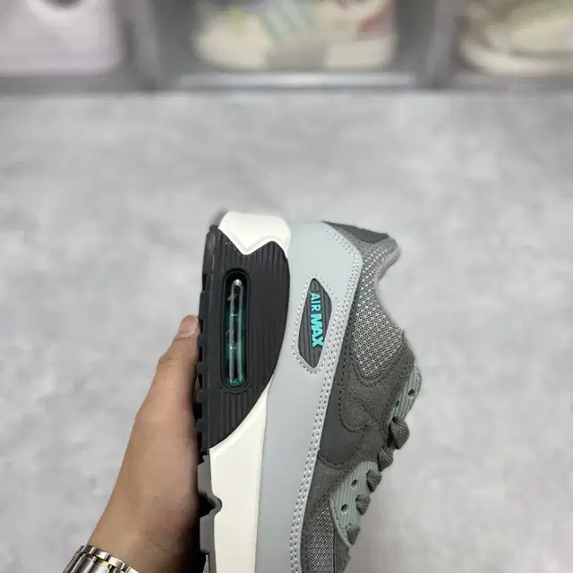 나이키 에어맥스 90 울프그레이 Air Max 90 Wolf Grey