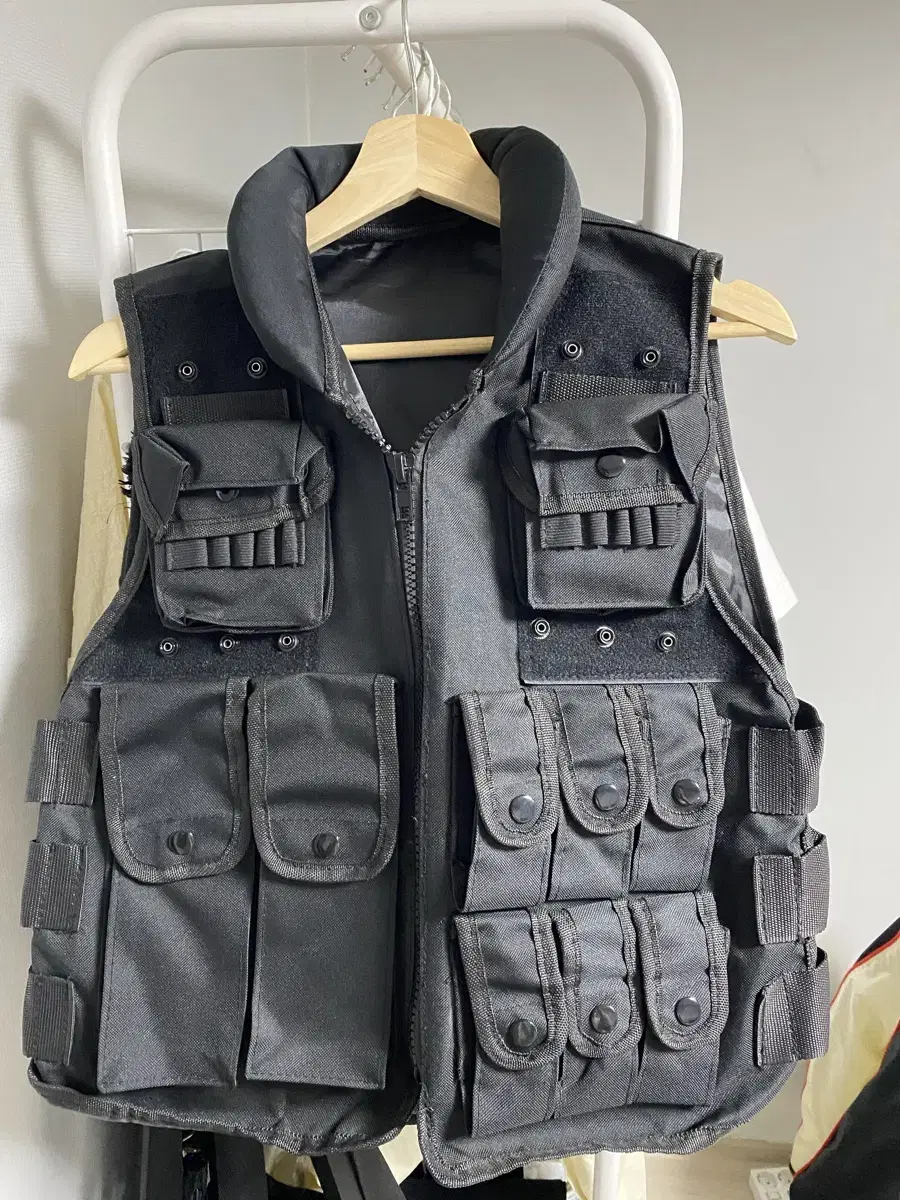 Techwear Vest