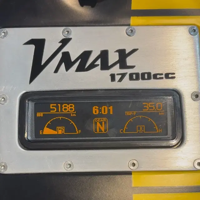 [포밸브] 12년 VMAX1700 카페레이서 풀 커스텀 (24-335)