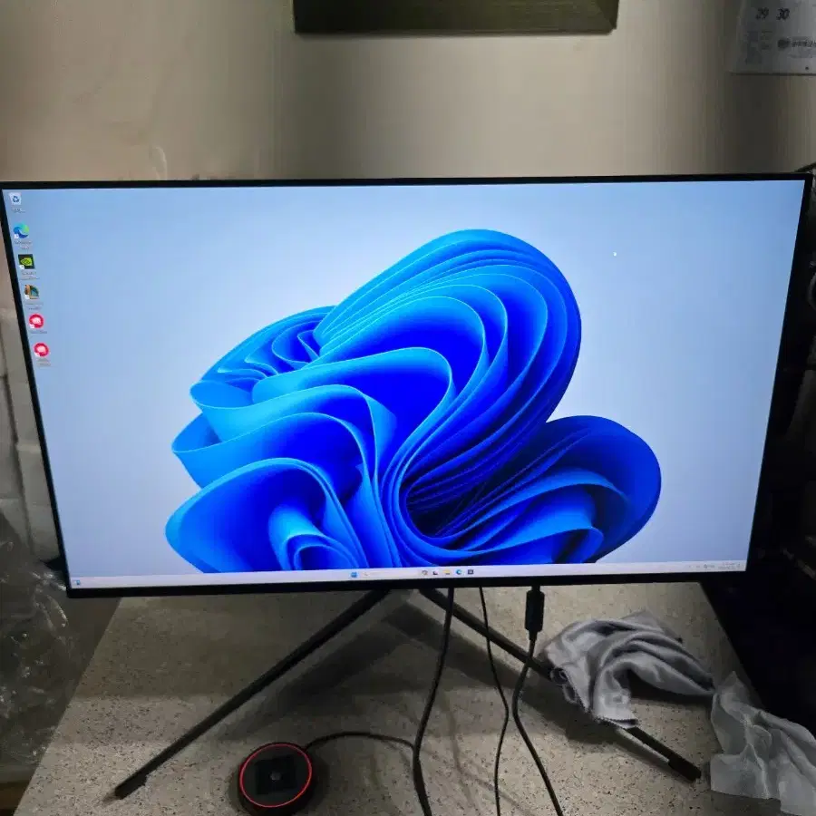 알파스캔 AOC 274UXP 27인치 4K 144HZ 모니터 판매