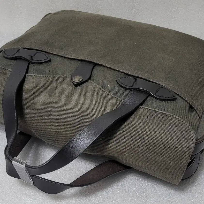 필슨 FILSON 256 Original briefcase 오터그린 끈X