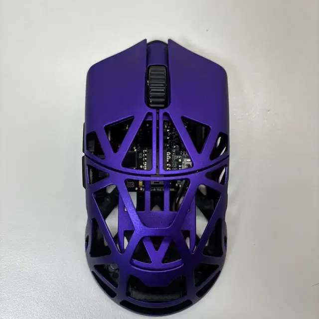 Beast x purple 4k