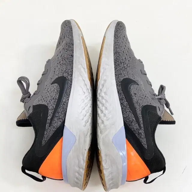 나이키 오딧세이 리액트 240mm Nike React Odyssey