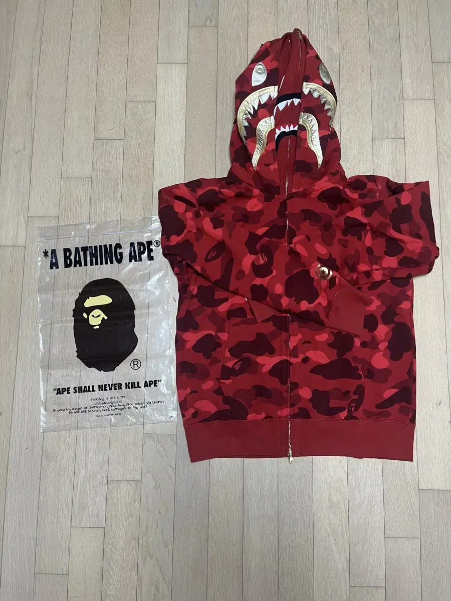 Vape 24SS Double Shark Full Hoodie Zip Up Red (New)